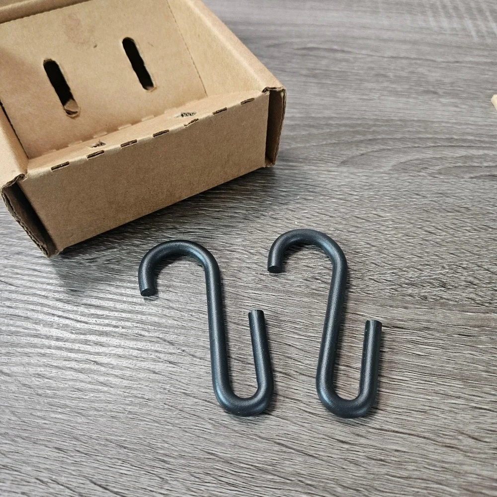 Longaberger Metalworks Wrought Iron S Hooks 2 Pack Black 71129